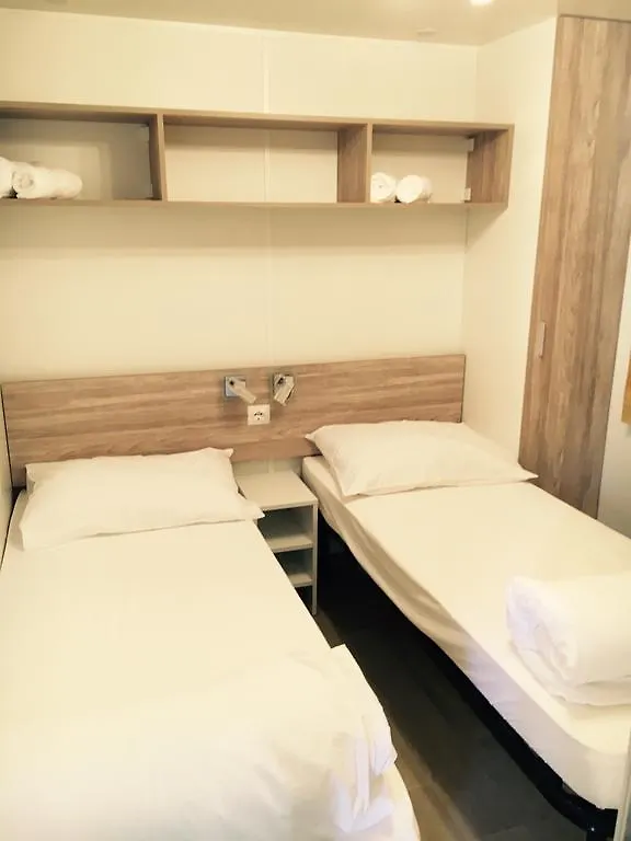 Aldeamento Turístico Mobile Homes Camping Biograd Biograd Na Moru